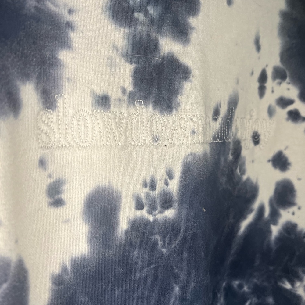 Original Use Crewneck Large Tye Dye “SLOWDOWNANDENJOY” Soft Comfy Cute